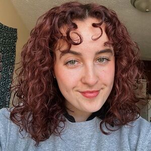 Meet your Posher, Carli